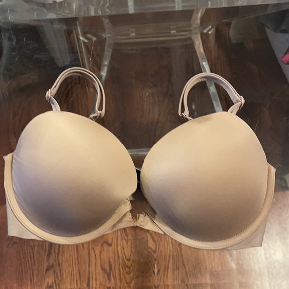 Victoria Secrets push up wire padded bra 32DD - Picture 2 of 5
